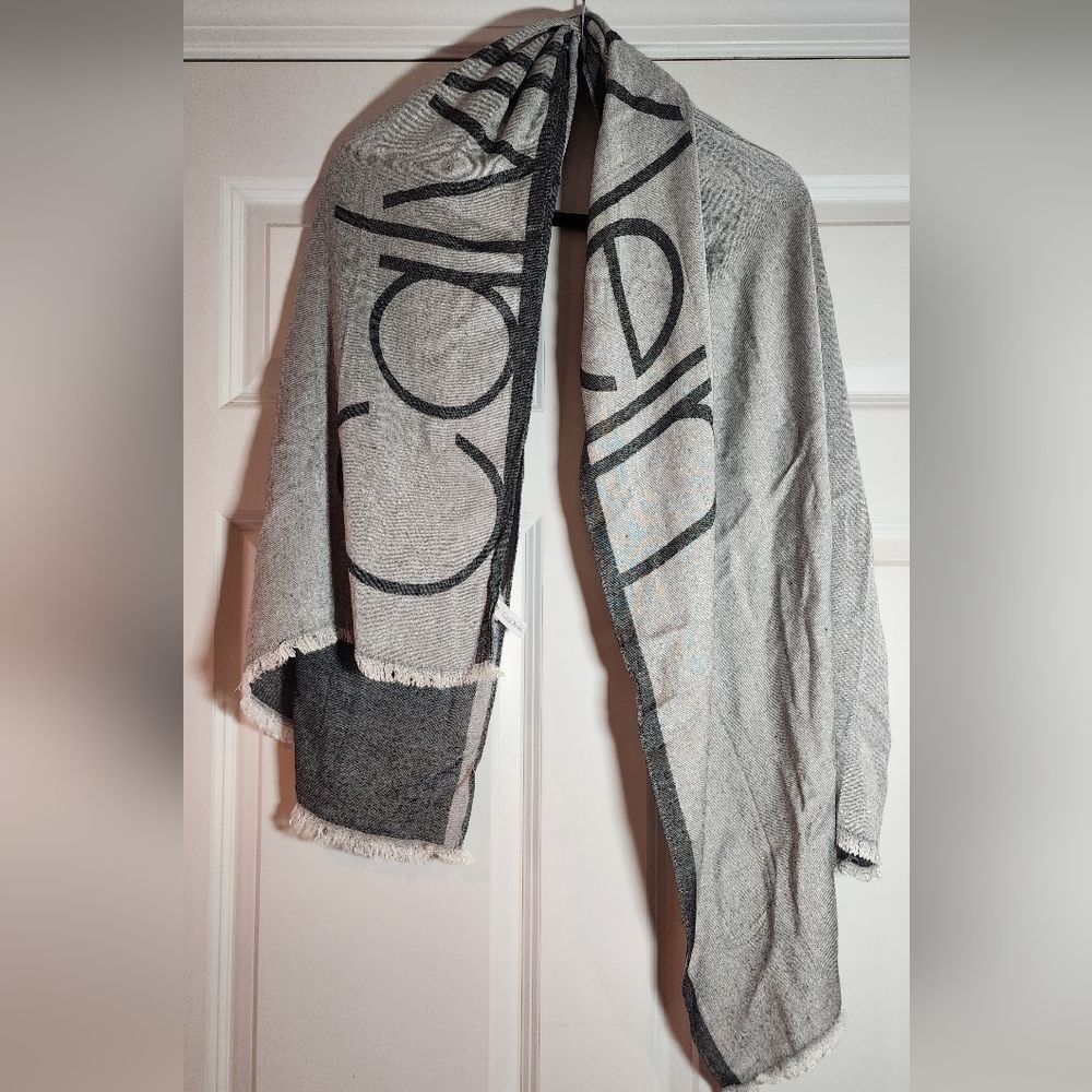 Calvin Klein Gray Lightweight Scarf